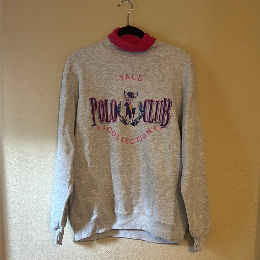 VINTAGE HIGHNECK YALE POLO CLUB CO XL